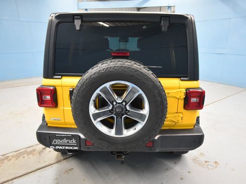 Used 2020 Jeep Wrangler Unlimited Sahara AWD/4WD image 33