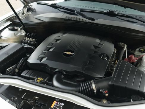 Used 2014 Chevrolet Camaro LT RWD image 26