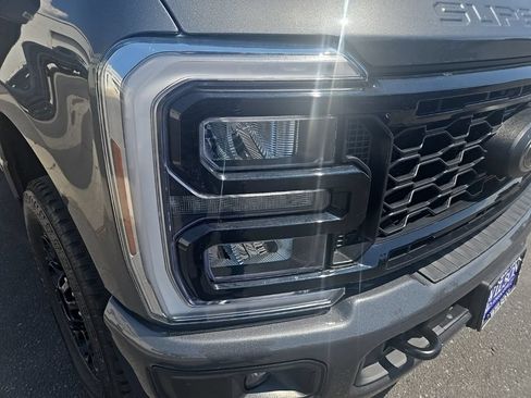 Used 2026 Ford F350 Lariat w/ Black Appearance Package AWD/4WD image 31