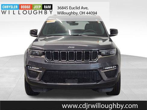 Certified 2025 Jeep Grand Cherokee Limited image 2