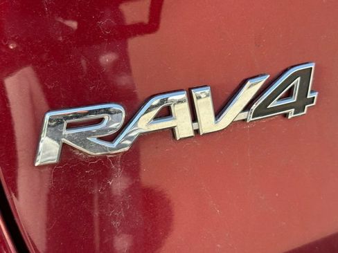 Certified 2025 Toyota RAV4 XLE AWD/4WD image 11