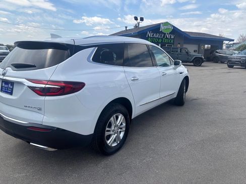 Used 2019 Buick Enclave Essence AWD/4WD image 5