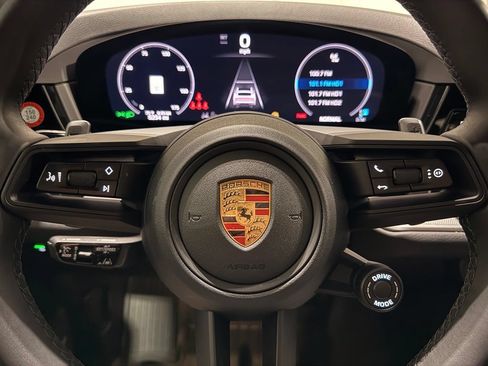 Used 2024 Porsche Cayenne Coupe AWD/4WD image 22