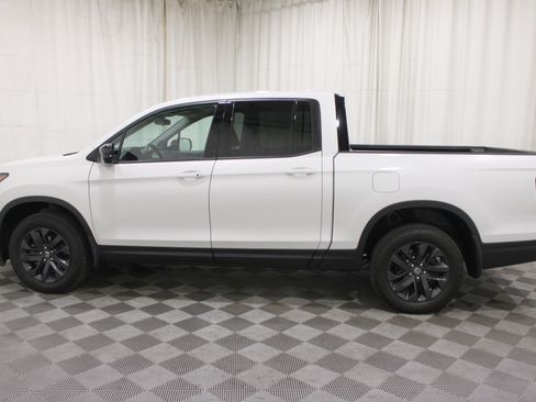 Used 2024 Honda Ridgeline Sport image 32