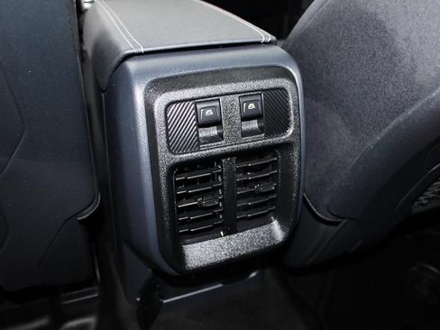 Used 2025 Ford Bronco Badlands AWD/4WD image 34