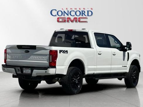 Used 2022 Ford F250 Lariat w/ Black Appearance Package AWD/4WD image 4