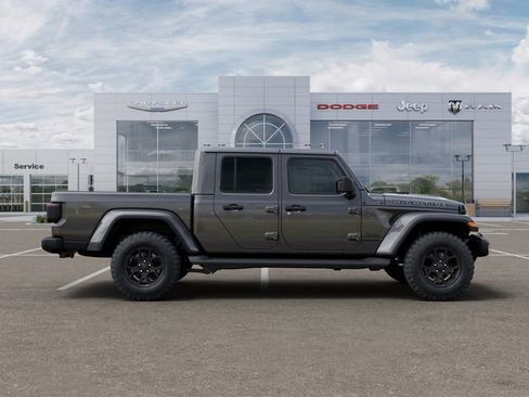 New 2025 Jeep Gladiator Sport image 21