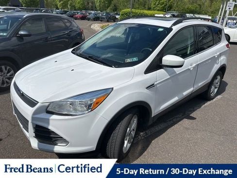 Used 2015 Ford Escape SE w/ Equipment Group 201A FWD image 4