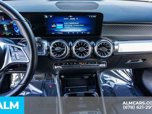 Used 2024 Mercedes-Benz EQB 250+ image 38