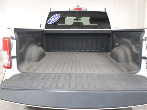 Used 2022 RAM 1500 Big Horn AWD/4WD image 18
