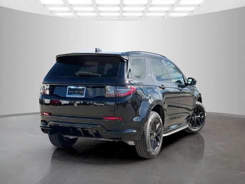 New 2026 Land Rover Discovery Sport Landmark AWD/4WD image 6