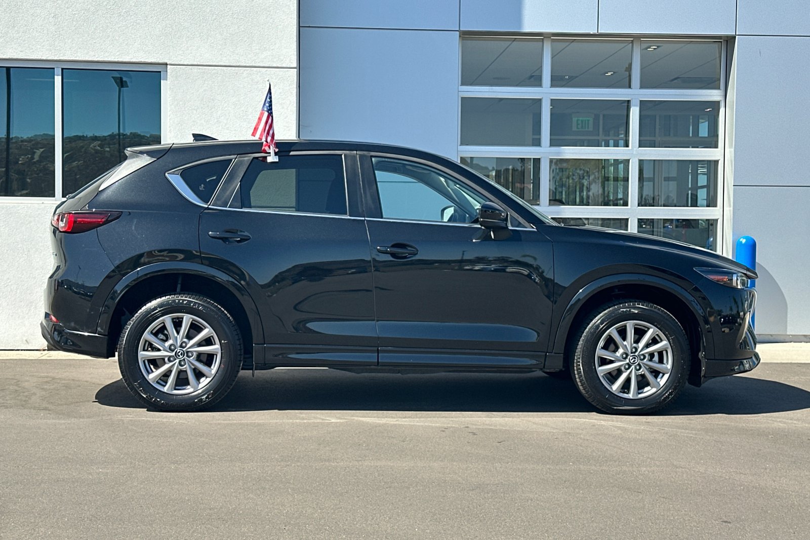 Used 2025 MAZDA CX-5 AWD 2.5 S w/ Preferred Package image 3