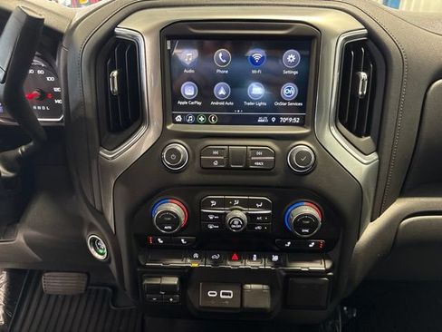 Used 2021 Chevrolet Silverado 1500 LT w/ Bed Protection Package AWD/4WD image 22