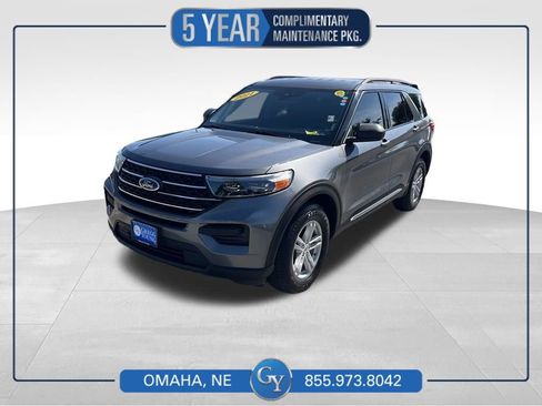 Used 2021 Ford Explorer XLT AWD/4WD image 1