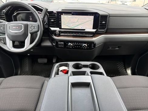 New 2026 GMC Sierra 1500 Elevation w/ X31 Off-Road Package AWD/4WD image 9