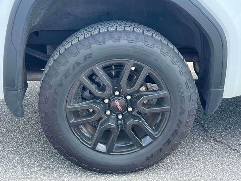 Used 2023 GMC Sierra 1500 Elevation AWD/4WD image 10