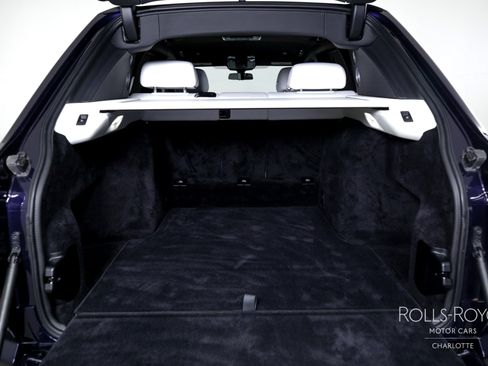 Used 2023 Rolls-Royce Cullinan image 22