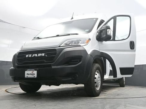 Used 2023 RAM ProMaster 2500 FWD image 35