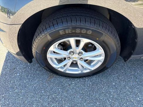 Used 2017 Chevrolet Equinox LS AWD/4WD image 9