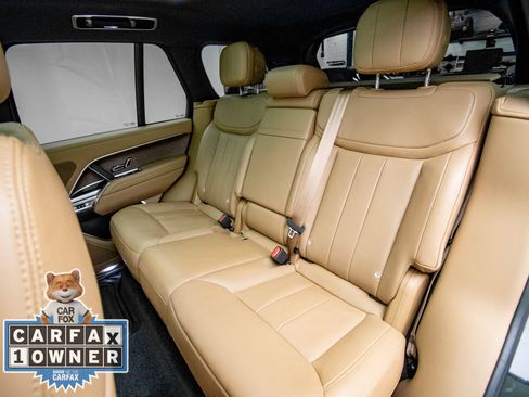 Used 2023 Land Rover Range Rover SE AWD/4WD image 17
