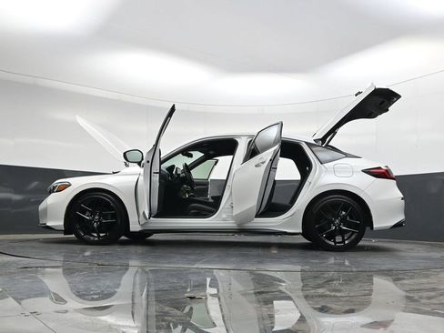 Used 2026 Honda Civic Sport image 38