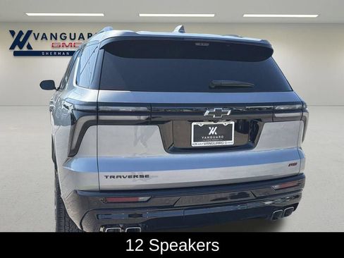 Used 2026 Chevrolet Traverse RS w/ LPO, Floor Liner Package FWD image 5