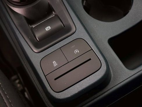 New 2025 Ford Maverick XL w/ Equipment Group 102A image 19