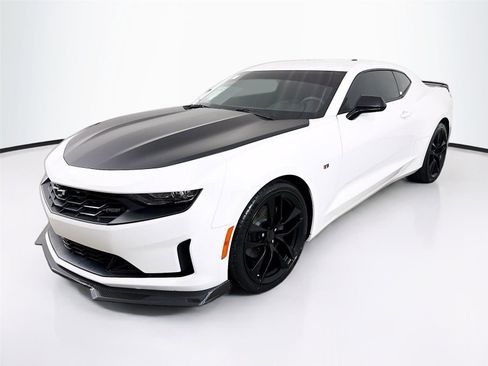 Used 2021 Chevrolet Camaro LT w/ 1LE Track Performance Package RWD image 1