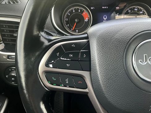 Used 2021 Jeep Cherokee Limited AWD/4WD image 15