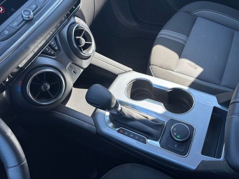 Used 2025 Chevrolet Blazer LT image 43