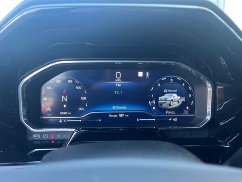 Used 2022 Chevrolet Silverado 1500 LT AWD/4WD image 20