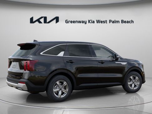 New 2026 Kia Sorento LX FWD image 8