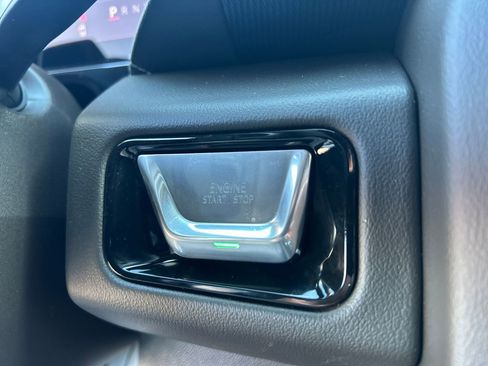 New 2026 GMC Yukon XL Elevation image 24