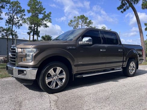 Used 2015 Ford F150 XLT w/ Equipment Group 302A Luxury AWD/4WD image 3
