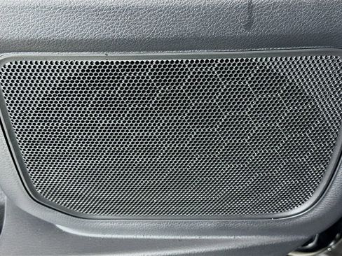 Used 2025 Toyota Sienna XSE image 19