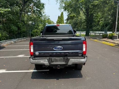 Used 2019 Ford F250 XL w/ Power Equipment Group AWD/4WD image 9