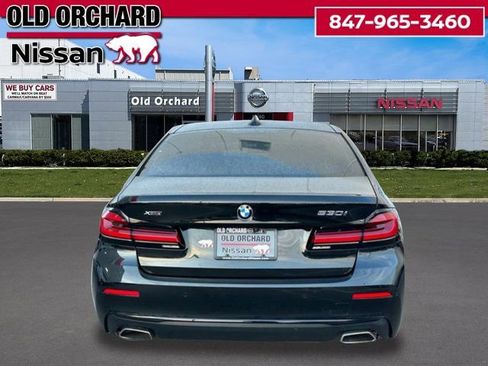 Used 2022 BMW 530i xDrive w/ Convenience Package image 5