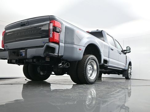 New 2026 Ford F450 Platinum w/ FX4 Off-Road Package image 51