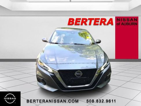 Used 2020 Nissan Altima 2.5 SL AWD/4WD image 3