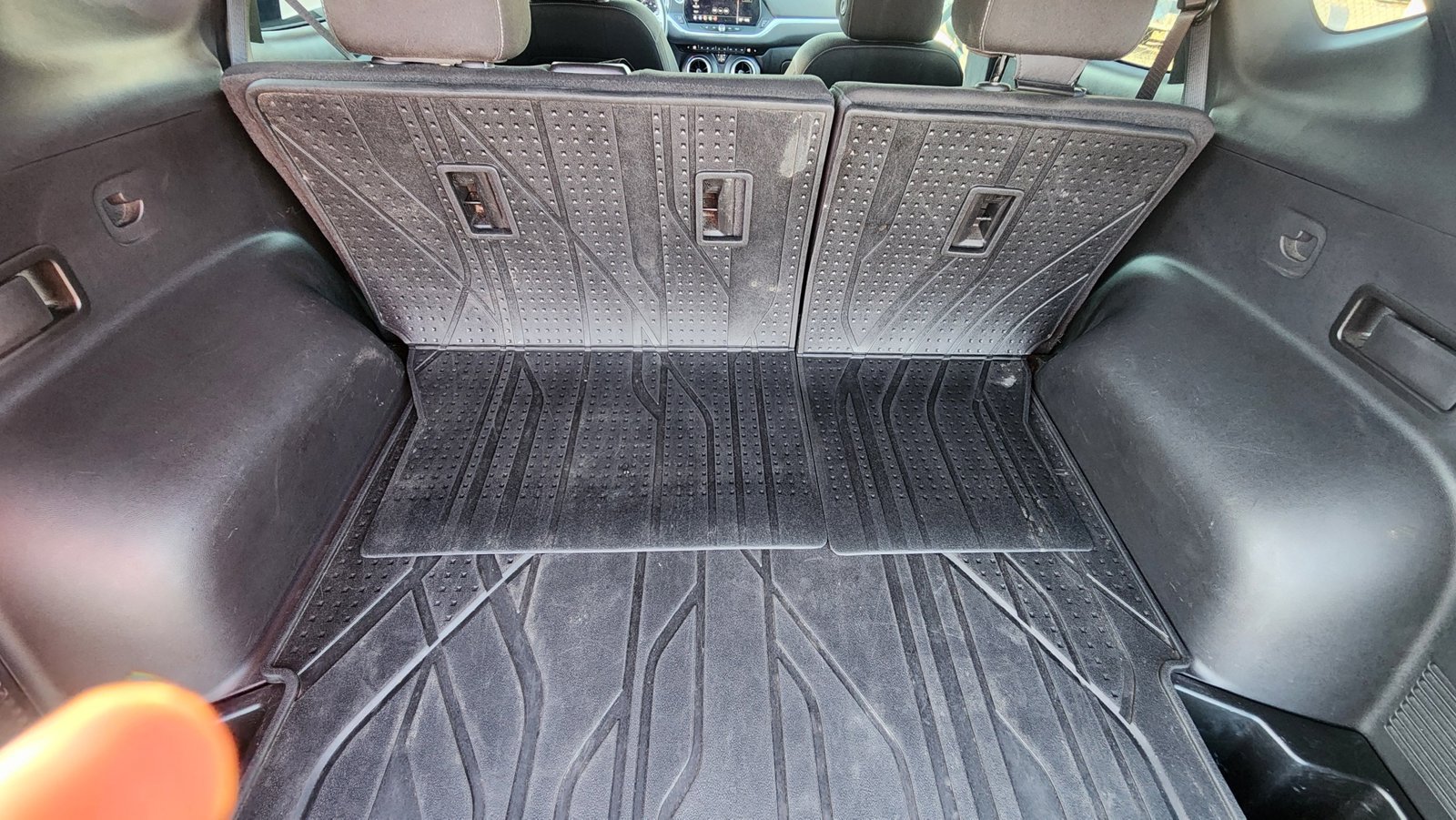 Used 2024 Chevrolet Blazer LT w/ Convenience Package FWD image 24