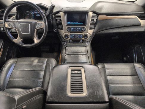 Used 2019 GMC Yukon Denali w/ Denali Ultimate Package AWD/4WD image 6