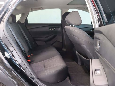 Used 2023 Honda Accord EX image 17