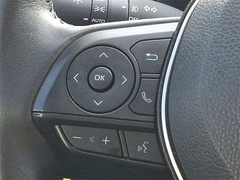 Used 2020 Toyota RAV4 XLE image 20