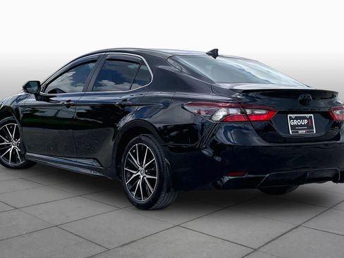 Used 2024 Toyota Camry SE w/ Convenience Package FWD image 12