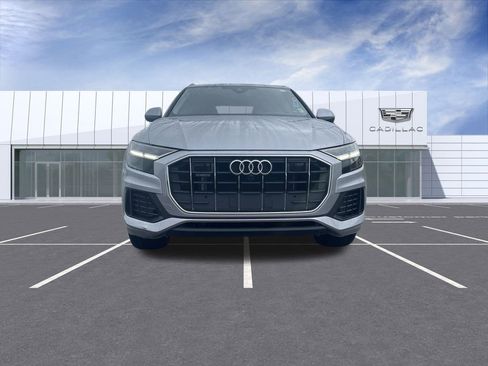 Used 2022 Audi Q8 Premium Plus image 3