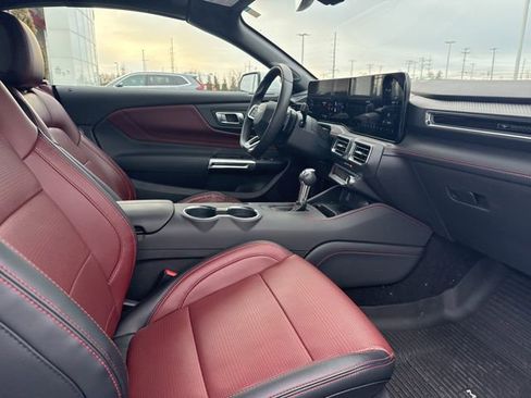 Used 2024 Ford Mustang GT Premium image 24