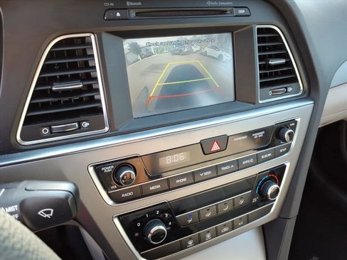Used 2017 Hyundai Sonata SE FWD image 36