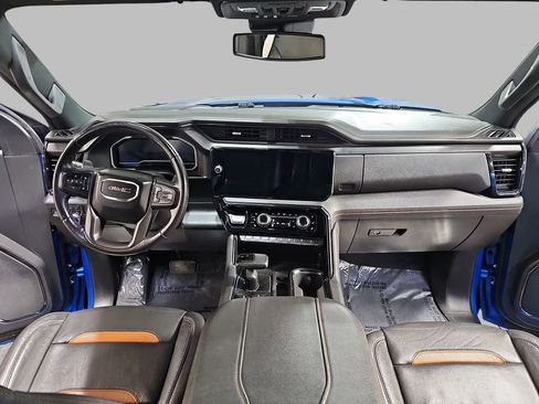 Certified 2023 GMC Sierra 1500 AT4 w/ AT4 Preferred Package image 11