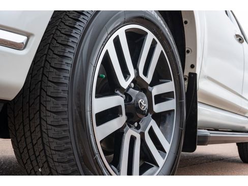 Used 2022 Toyota 4Runner Limited image 9