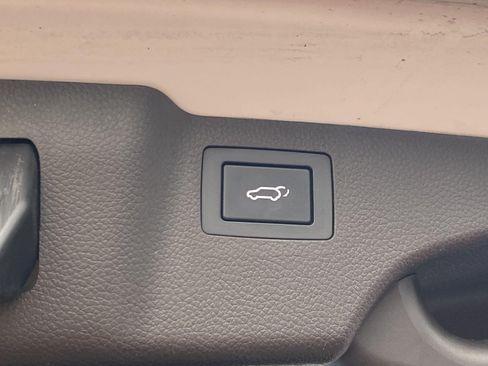Used 2017 Hyundai Santa Fe Sport AWD/4WD image 13